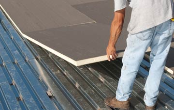benefits of insulating Chub Tor flat roofing